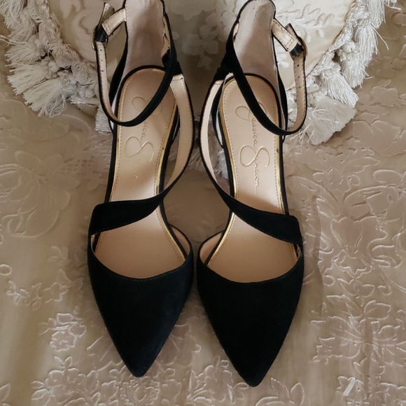 Jessica Simpson Suede Heels - Picture 4 of 6